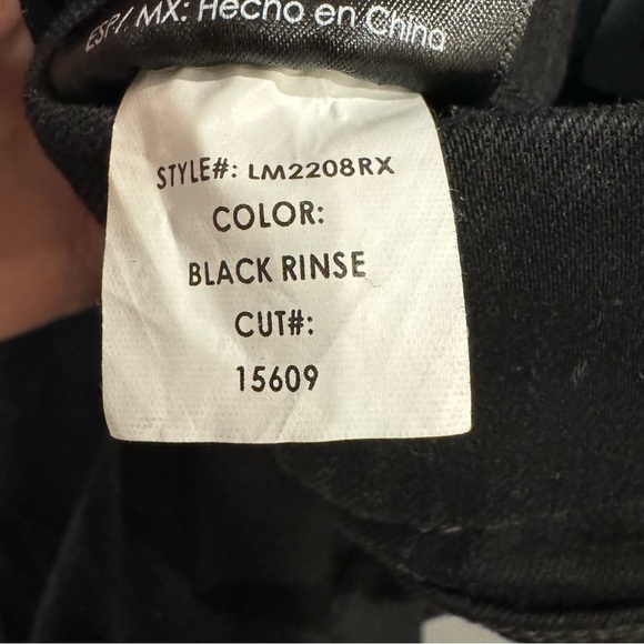 NWT Liverpool Black Pull On Size 6/28 Skinny Jeans - Picture 5 of 7